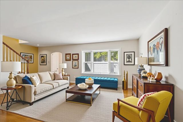 1927 Warren Street, Evanston, IL 60202