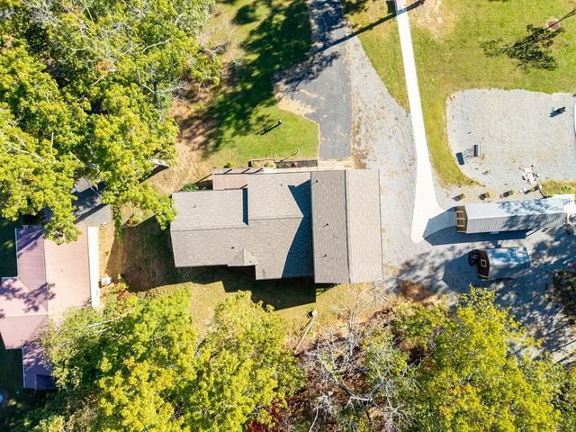 128 Cardinal Lane, Hayesville, NC 28904