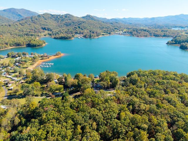 128 Cardinal Lane, Hayesville, NC 28904