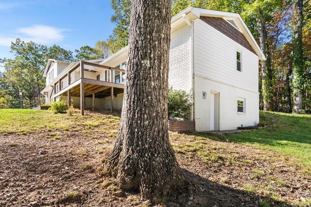128 Cardinal Lane, Hayesville, NC 28904