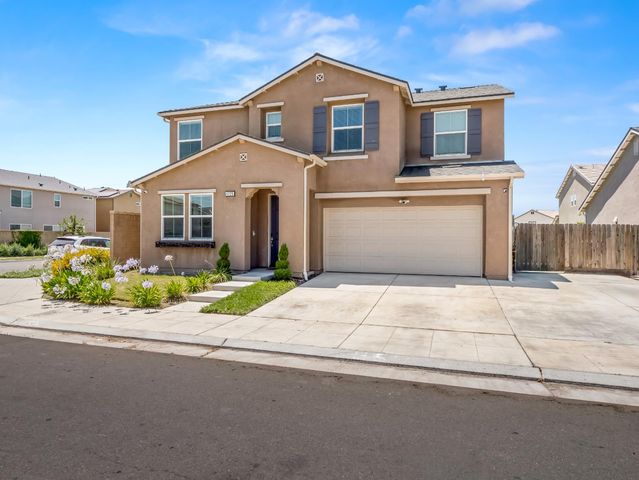 4225 N Sandrini Avenue, Fresno, CA 93723