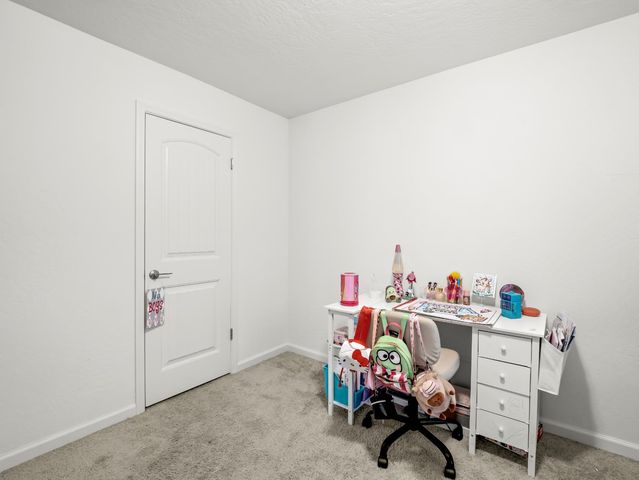 4225 N Sandrini Avenue, Fresno, CA 93723