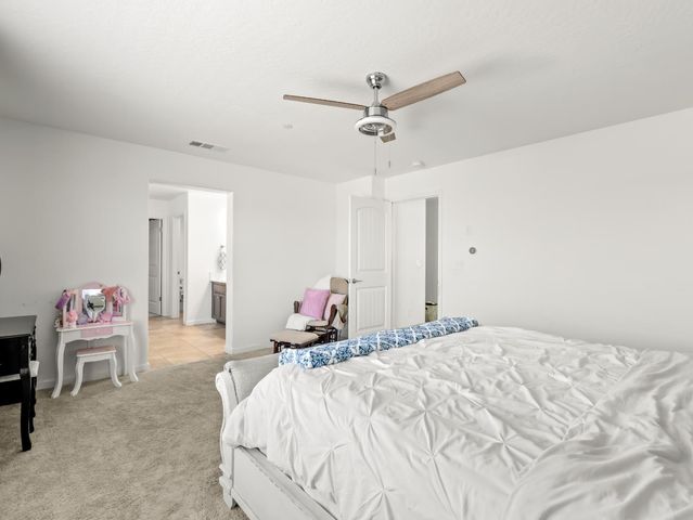 4225 N Sandrini Avenue, Fresno, CA 93723