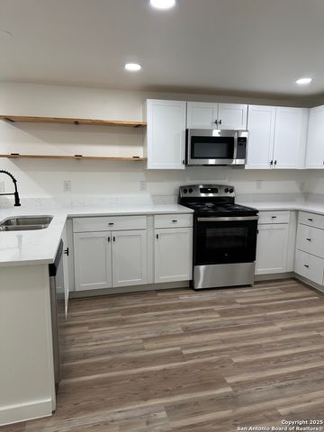 1418 Essex, San Antonio, TX 78210