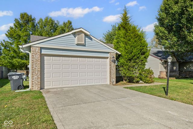 276 Westridge Boulevard, Greenwood, IN 46142