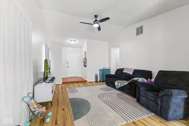 276 Westridge Boulevard, Greenwood, IN 46142