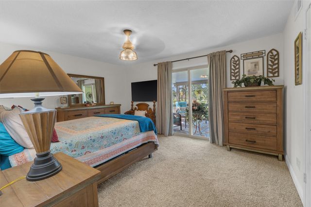 23 April Hill, Conroe, TX 77356
