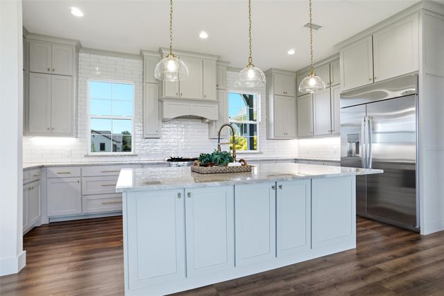 4411 Azalea Way, Midlothian, TX 76065