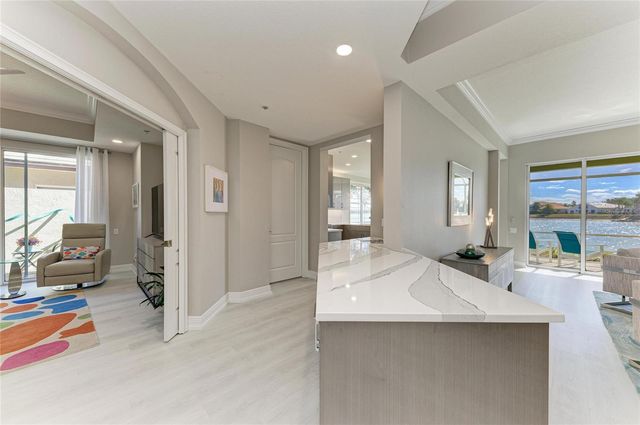 6527 MOORINGS POINT CIRCLE 101, Lakewood Ranch, FL 34202