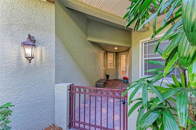 6527 MOORINGS POINT CIRCLE 101, Lakewood Ranch, FL 34202