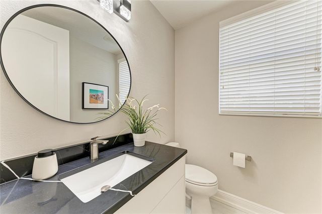 6527 MOORINGS POINT CIRCLE 101, Lakewood Ranch, FL 34202