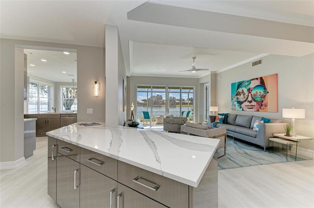 6527 MOORINGS POINT CIRCLE 101, Lakewood Ranch, FL 34202