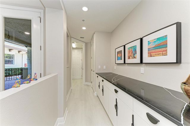 6527 MOORINGS POINT CIRCLE 101, Lakewood Ranch, FL 34202