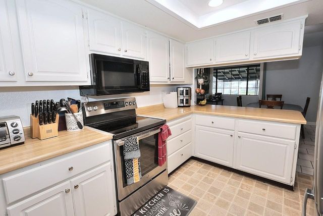 7749 El Modena Ave, Elverta, CA 95626