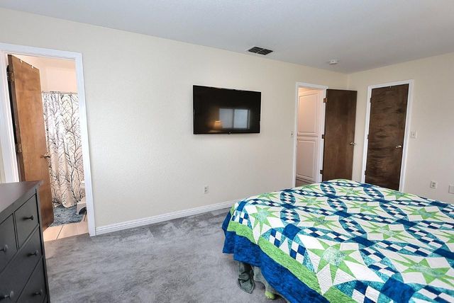 7749 El Modena Ave, Elverta, CA 95626