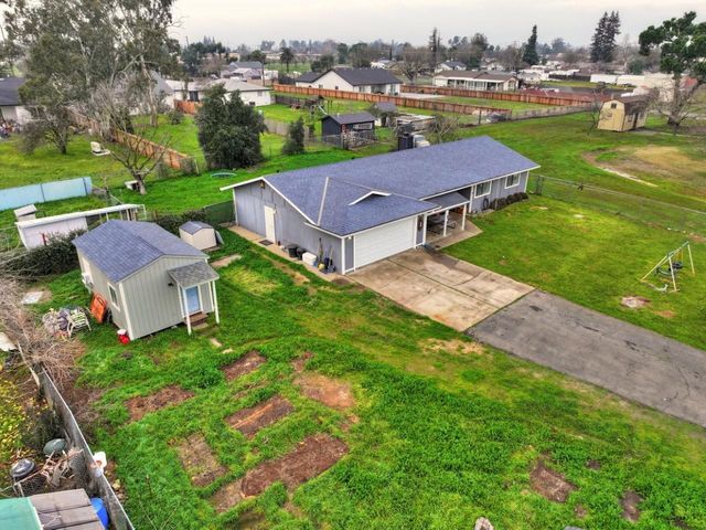 7749 El Modena Ave, Elverta, CA 95626