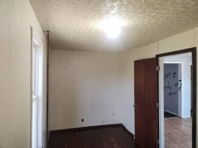 735 North STREET, Waukesha, WI 53188