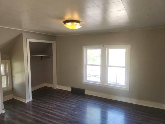 735 North STREET, Waukesha, WI 53188