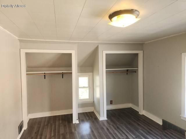 735 North STREET, Waukesha, WI 53188