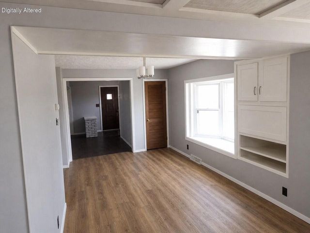 735 North STREET, Waukesha, WI 53188