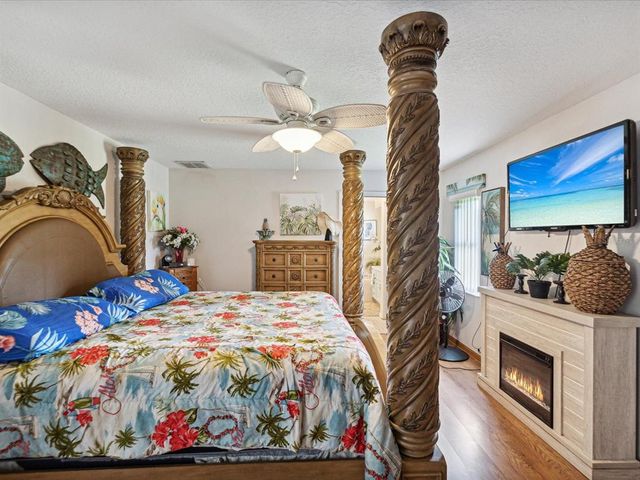 1096 FLORIAN WAY, Spring Hill, FL 34609