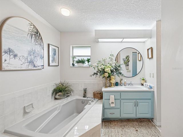 1096 FLORIAN WAY, Spring Hill, FL 34609