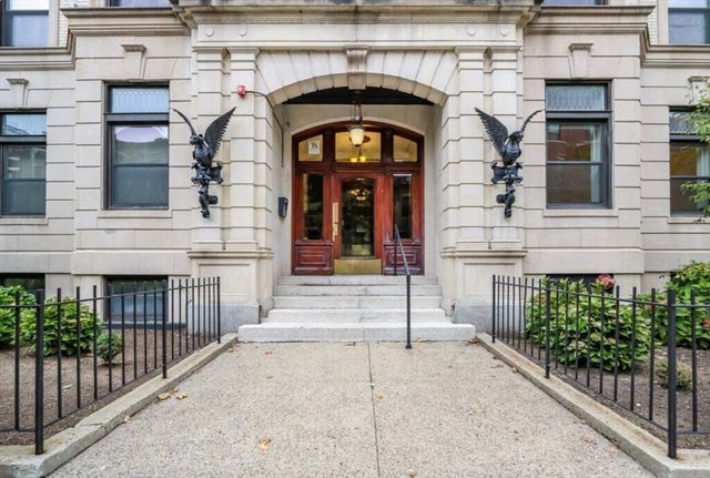 25 Peterborough St. 19, Boston, MA 02134