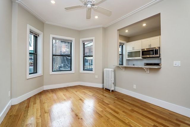 25 Peterborough St. 19, Boston, MA 02134