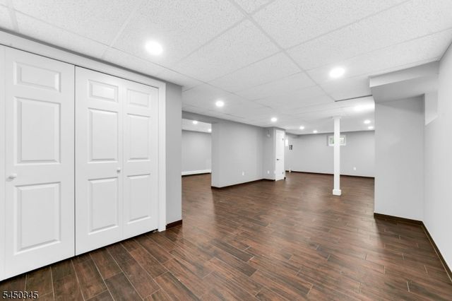 17 Rockaway Valley Rd, Montville Twp., NJ 07005