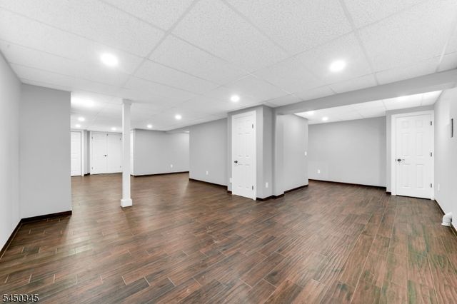 17 Rockaway Valley Rd, Montville Twp., NJ 07005