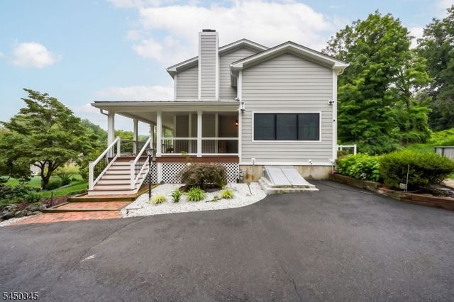 17 Rockaway Valley Rd, Montville Twp., NJ 07005