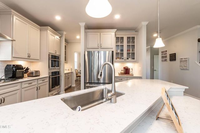 1009 Crescent Moon Court, Durham, NC 27712