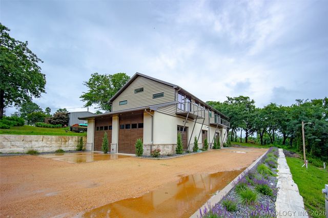5161 Tower Drive, Kingston, OK 73439