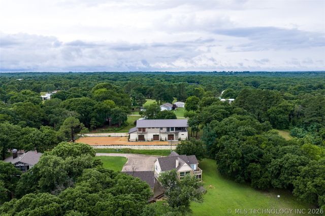 5161 Tower Drive, Kingston, OK 73439