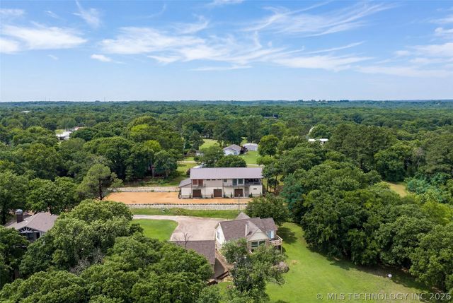 5161 Tower Drive, Kingston, OK 73439