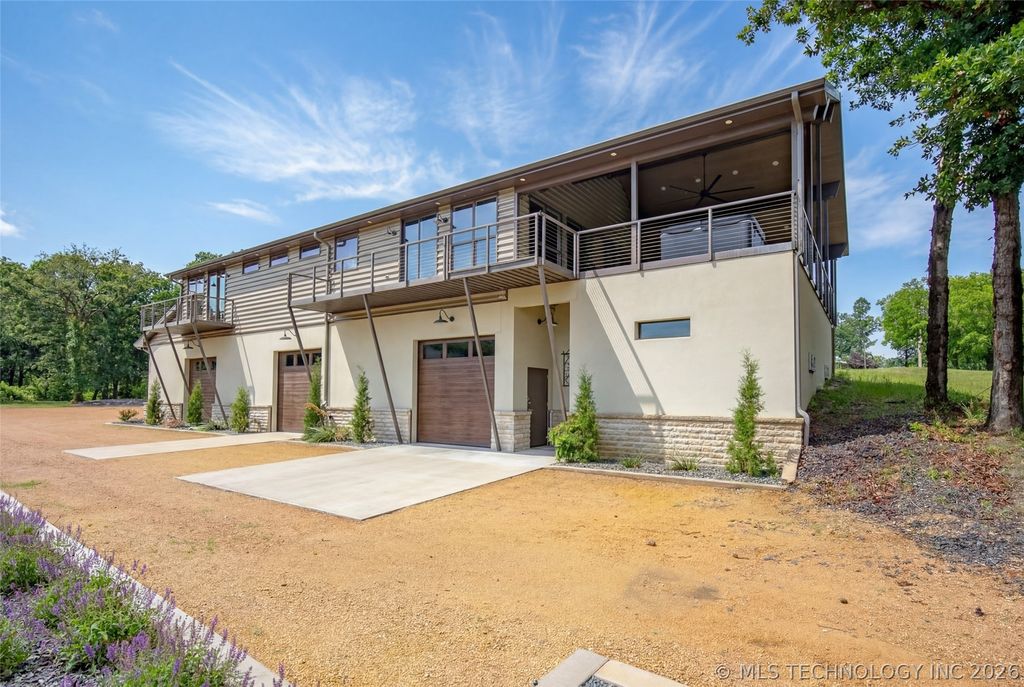 5161 Tower Drive, Kingston, OK 73439