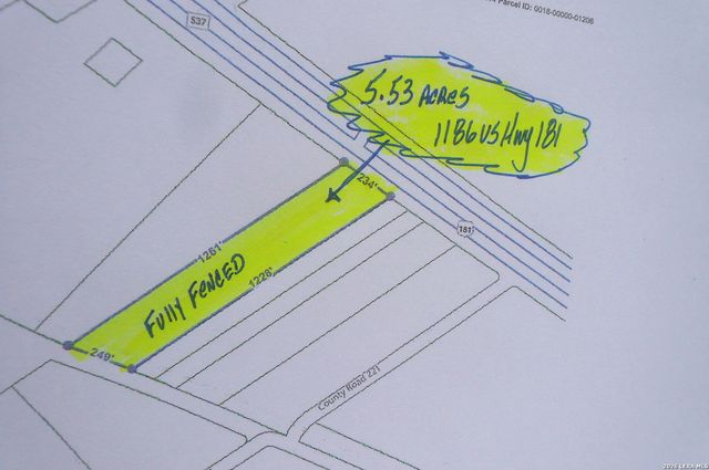 1186 US HIGHWAY 181, Floresville, TX 78114