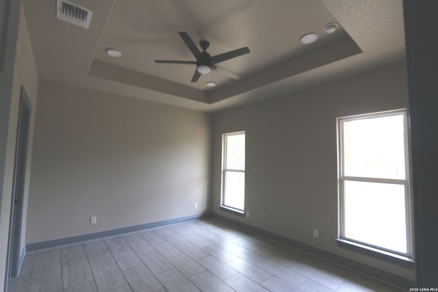 1186 US HIGHWAY 181, Floresville, TX 78114