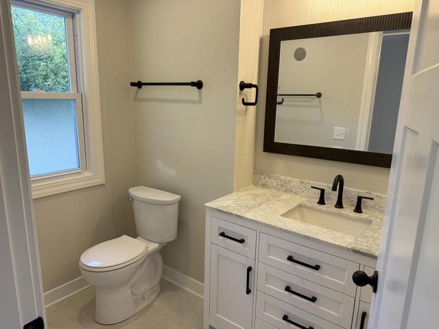14120 W Howard AVENUE, New Berlin, WI 53151