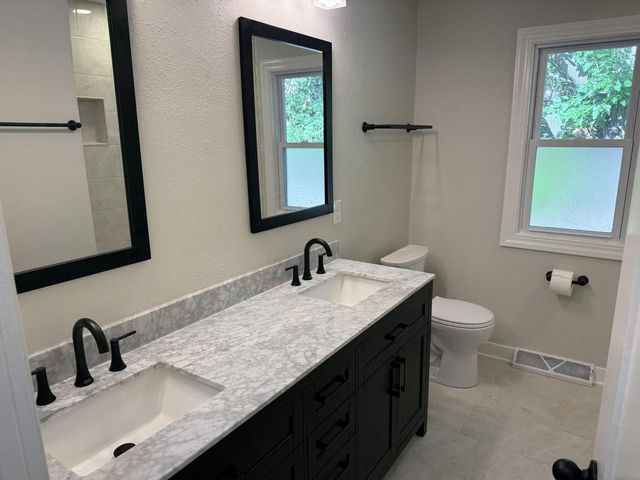 14120 W Howard AVENUE, New Berlin, WI 53151