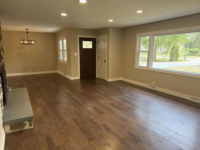 14120 W Howard AVENUE, New Berlin, WI 53151