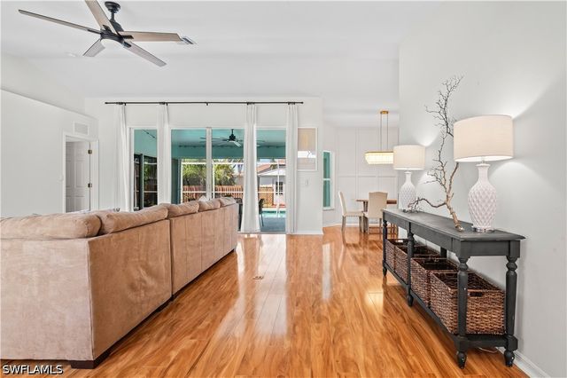 3805 SW 1st TER, Cape Coral, FL 33991