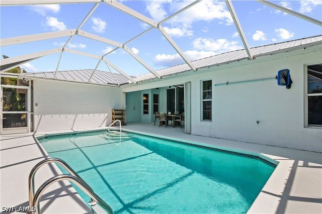 3805 SW 1st TER, Cape Coral, FL 33991