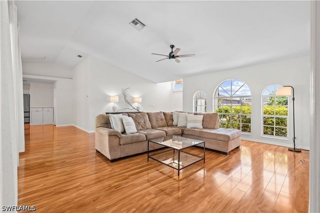 3805 SW 1st TER, Cape Coral, FL 33991