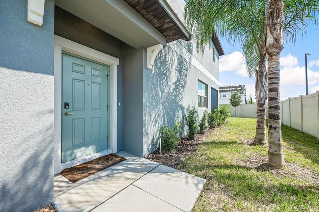 14560 EASY GOER STREET, Sun City Center, FL 33573