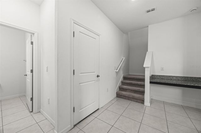 14560 EASY GOER STREET, Sun City Center, FL 33573
