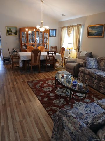 5127 Village Circle E, Manorville, NY 11949