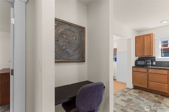 1216 S 4th Street, Tacoma, WA 98405