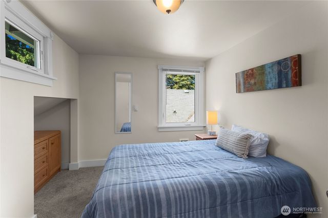 1216 S 4th Street, Tacoma, WA 98405