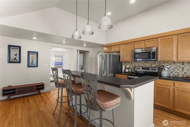 1216 S 4th Street, Tacoma, WA 98405